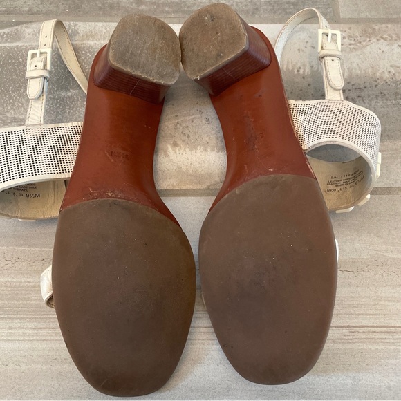 Tory Burch Lowell 2 Ivory Perforated Leather Logo Sandal 2" Heels Size 9.5 - Picture 12 of 15